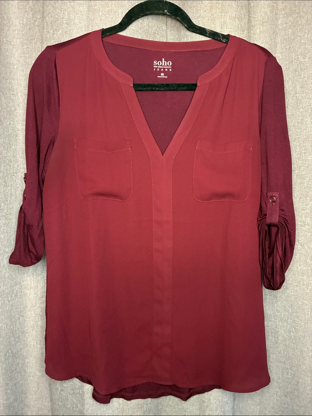 Like New New York & Company Women's Burgundy V-Neck Blouse size small